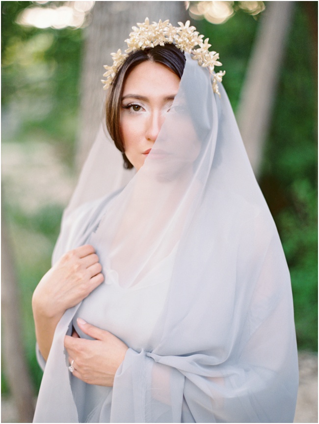 A river inspiration shoot by Krystle Akin - Fine Art Wedding Photography 